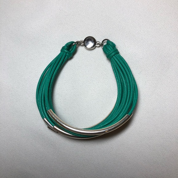 Vintage Green and Silver Bracelet - Picture 2 of 2